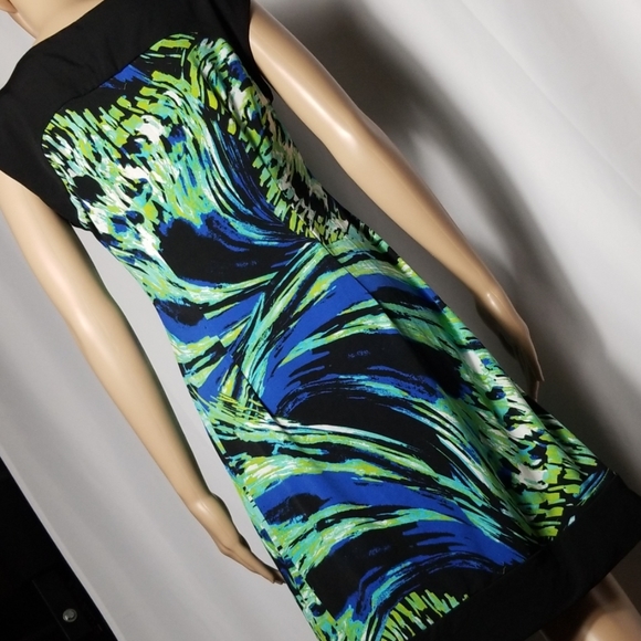 Liz Claiborne | Peacock Form Fitting Dress - Picture 7 of 8